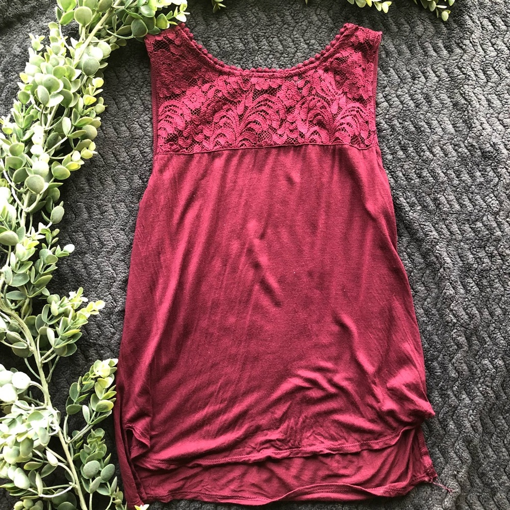 CUTE SUMMER TOP WITH LACE